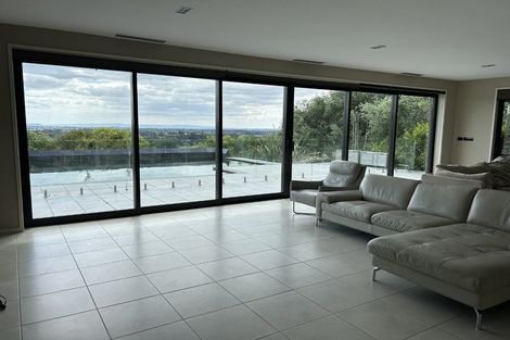 Photo of property in 45 Harry Dreadon Road, Opaheke, Papakura, 2584