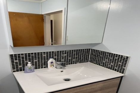 Photo of property in 7 Hazlewood Avenue, Karori, Wellington, 6012