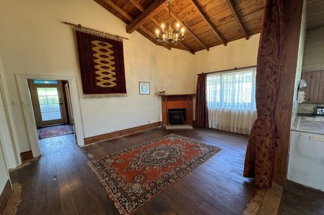 Photo of property in 49 Kent Street, Picton, 7220