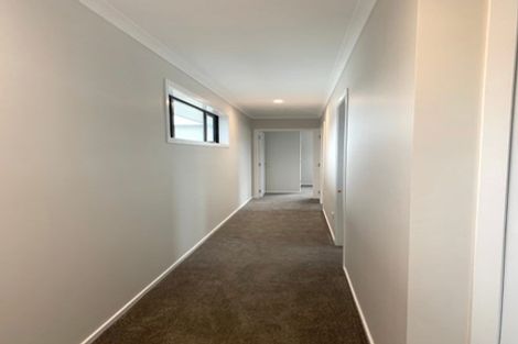 Photo of property in 4 Pateke Drive, Kenepuru, Porirua, 5022