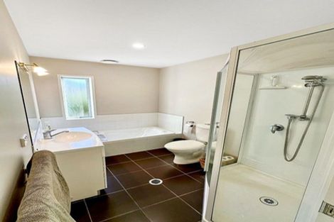 Photo of property in 30d Charlemont Street, Whitiora, Hamilton, 3200