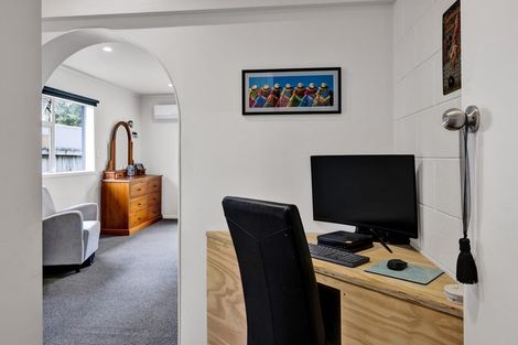 Photo of property in 4 Douglas Street, Hawera, 4610