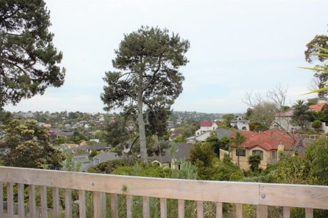 Photo of property in 15 Bushglen Court, Browns Bay, Auckland, 0630