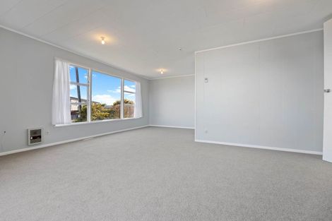 Photo of property in 13 Beachman Grove, Hilltop, Taupo, 3330