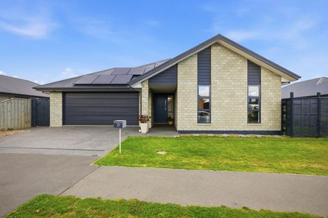 Photo of property in 25 Chris Drive, Rolleston, 7614