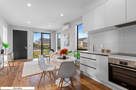 Photo of property in 7 Paihere Street, Huapai, Kumeu, 0810