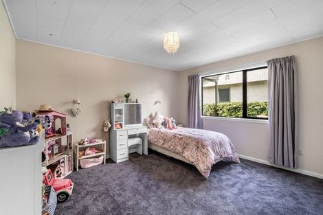 Photo of property in 34 Cruickshank Crescent, Rosedale, Invercargill, 9810