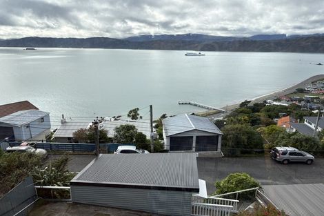 Photo of property in 71 Seatoun Heights Road, Seatoun, Wellington, 6022