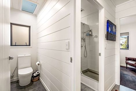 Photo of property in 6 Endeavour Place, Cooks Beach, Whitianga, 3591