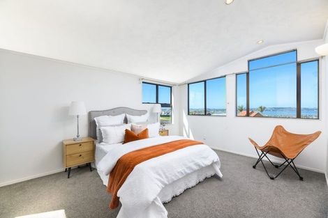 Photo of property in 5 Marlin Street, West Harbour, Auckland, 0618