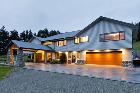 Photo of property in 99 Valley Views, Fitzherbert, Palmerston North, 4472