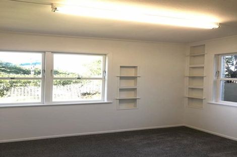 Photo of property in 12-14 Clevedon Road, Papakura, 2110