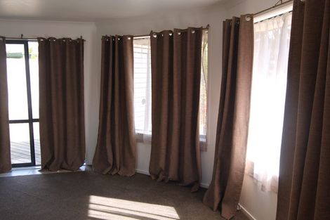 Photo of property in 5a Tanners Road, Mangere Bridge, Auckland, 2022