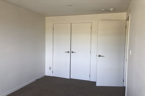 Photo of property in 22 Peony Mews, Oteha, Auckland, 0632