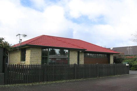 Photo of property in 107 Roy Street, Palmerston North, 4410