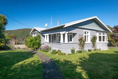 Photo of property in 15 Cook Street, Havelock, 7100