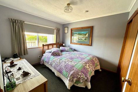 Photo of property in 28 Lanark Street, Balclutha, 9230