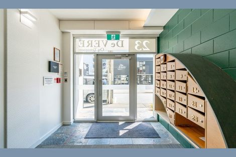 Photo of property in De Vere Apartments, 10/23 Tennyson Street, Te Aro, Wellington, 6011