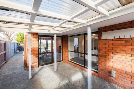 Photo of property in 107 John F Kennedy Drive, Milson, Palmerston North, 4414