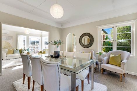 Photo of property in 13 Horotutu Road, Greenlane, Auckland, 1061