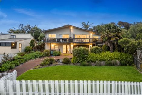 Photo of property in 66 Glencoe Road, Browns Bay, Auckland, 0630