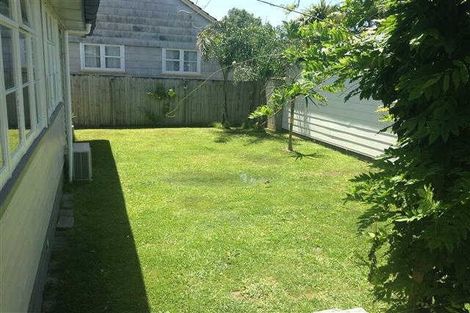 Photo of property in 1068 Heaphy Terrace, Fairfield, Hamilton, 3214