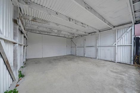 Photo of property in 19 Ribblesdale Road, Henderson, Auckland, 0612