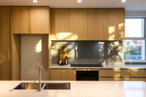 Photo of property in 1/2 Woodstock Road, Fairfield, Hamilton, 3214