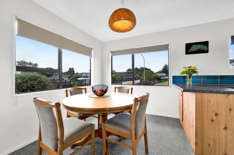 Photo of property in 28 Kowhai Street, Inglewood, 4330