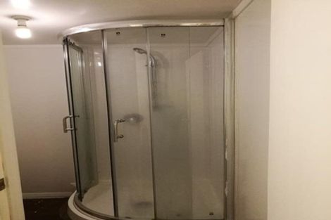 Photo of property in 2/19 Stanley Road, Glenfield, Auckland, 0629