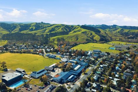 Photo of property in 125 Awaroa Road, Helensville, 0800