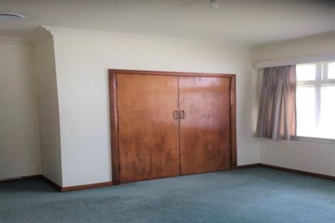 Photo of property in 35 Winchester Street, Levin, 5510