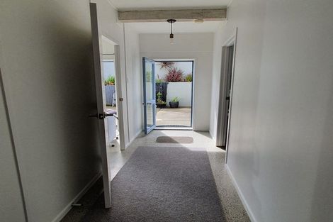 Photo of property in 69 Tiri Road, Manly, Whangaparaoa, 0930