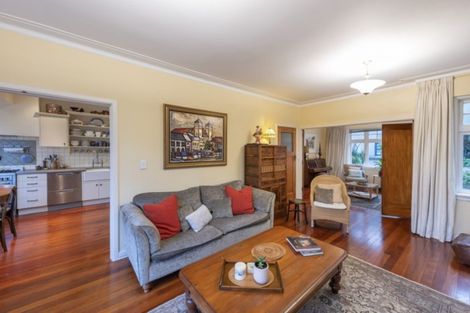 Photo of property in 19 Grant Road, Thorndon, Wellington, 6011