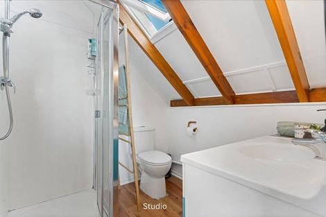 Photo of property in 36 Houston Place, Bayview, Auckland, 0629