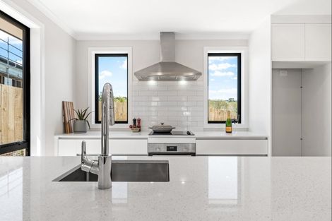 Photo of property in 13 Kia Kaha Drive, Snells Beach, 0920