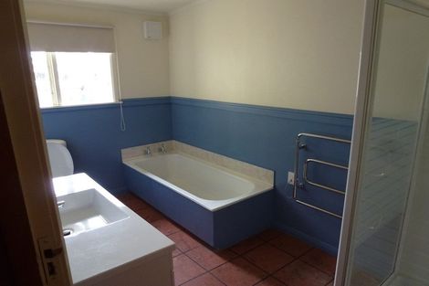 Photo of property in 7 Trent Avenue, Hokowhitu, Palmerston North, 4410