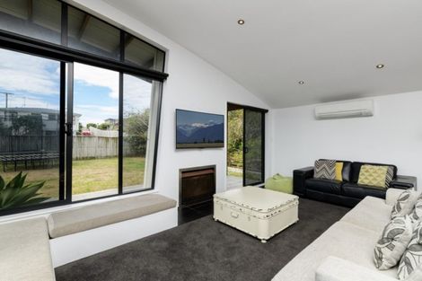 Photo of property in 1225 Papamoa Beach Road, Papamoa Beach, Papamoa, 3118