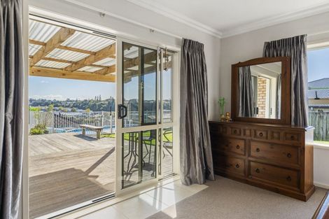 Photo of property in 36 Waterside Drive, Pyes Pa, Tauranga, 3112