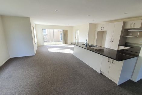 Photo of property in 11 Puweto Avenue, Takanini, 2112