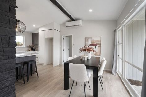 Photo of property in 9 Abraham Crescent, Milson, Palmerston North, 4414