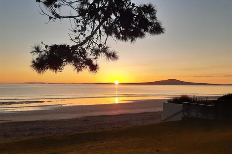 Photo of property in 35 Craig Road, Milford, Auckland, 0620