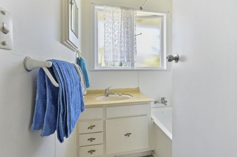 Photo of property in 1/4a Lomas Place, Manurewa, Auckland, 2102