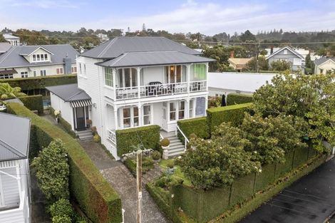 Photo of property in 63 Tainui Road, Devonport, Auckland, 0624