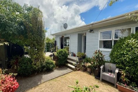 Photo of property in 1/41 Aeroview Drive, Beach Haven, Auckland, 0626