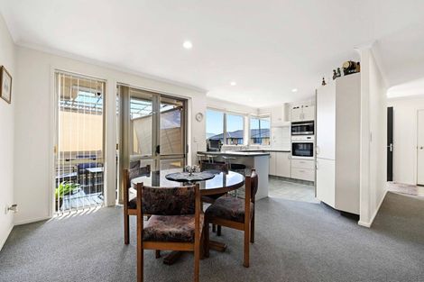 Photo of property in 6 Saint Johns Avenue, Hamilton East, Hamilton, 3216