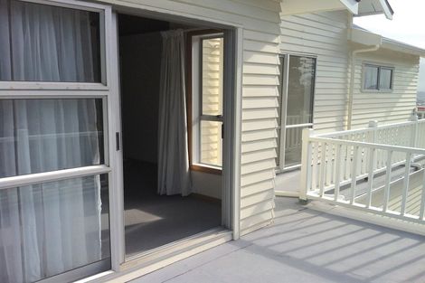 Photo of property in 3 Hillside Crescent North, Leigh, Auckland, 0985