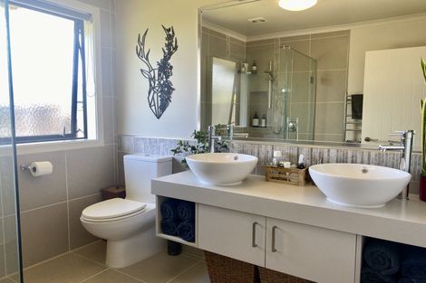 Photo of property in 44 Blue Stone Drive, Waiareka Junction, Oamaru, 9401