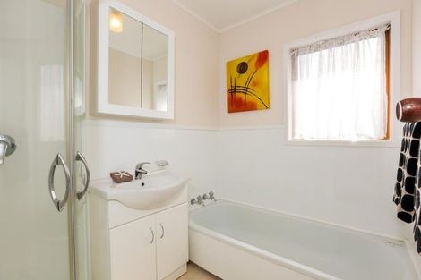 Photo of property in 1/34 Mcleod Road, Henderson, Auckland, 0612