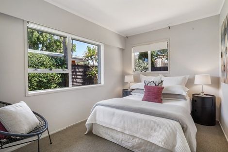 Photo of property in 16a Huapai Street, Onehunga, Auckland, 1061